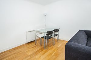 Photo 5- click for photo gallery